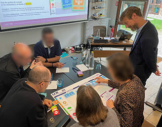 visuel-macif-relation-client-ia-table-320x250