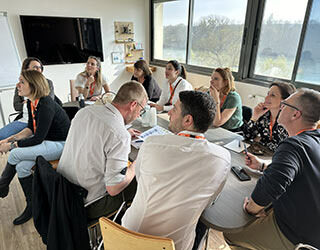 seminaire-sgs-table-320x250